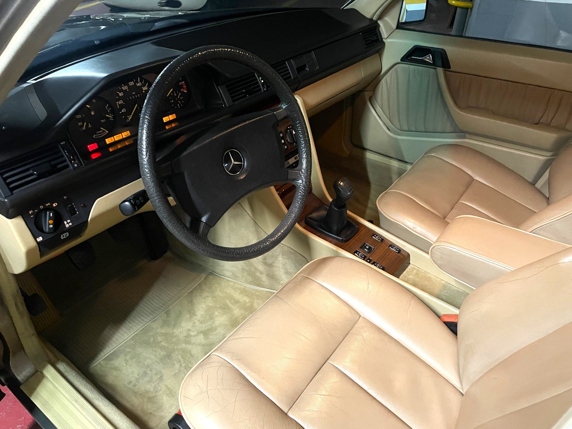 1987 Mercedes-Benz E-Class - 230 E (W124), foto 6
