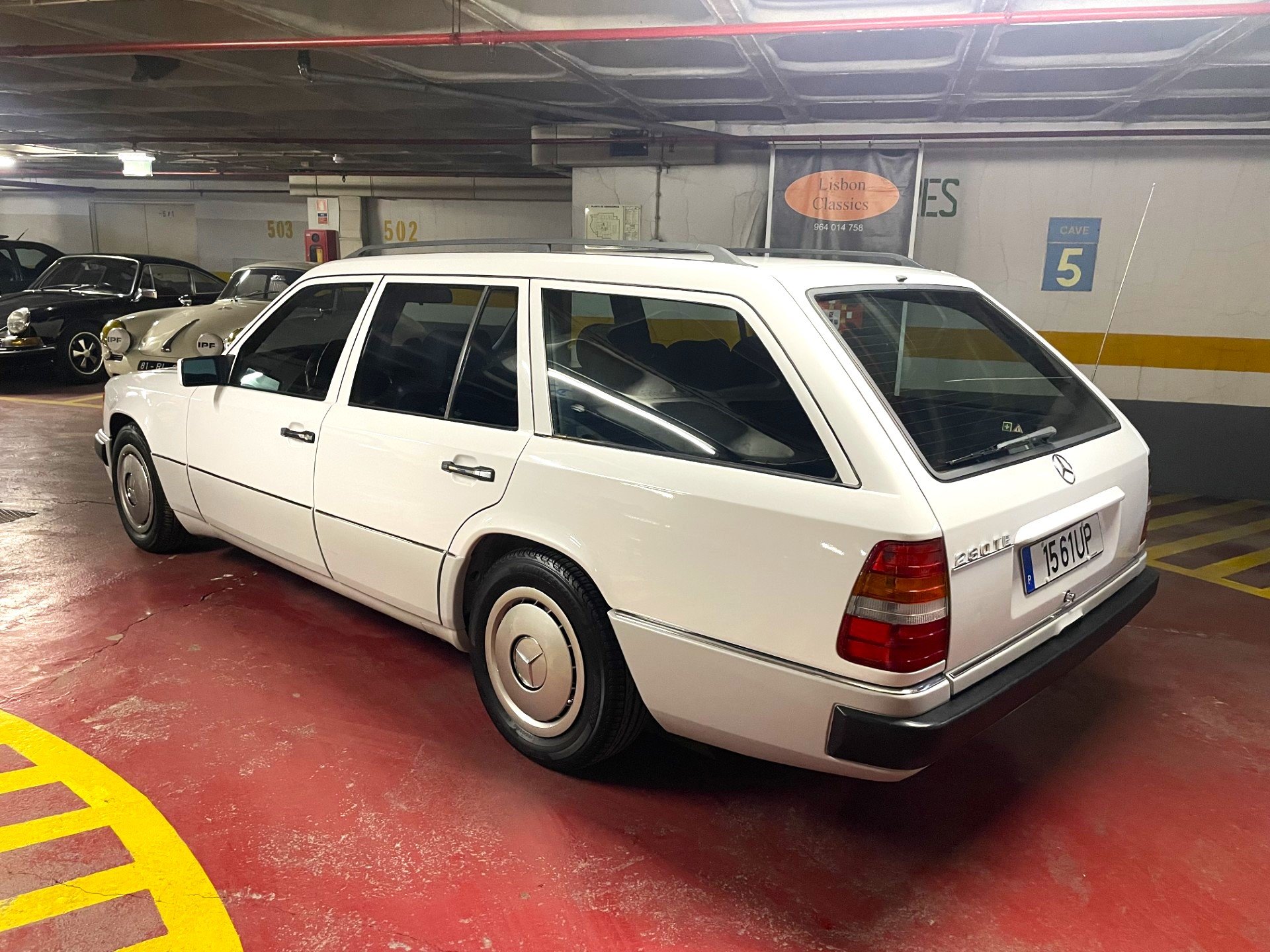 1990 Mercedes-Benz E-Class - 230 TE (W124), foto 5