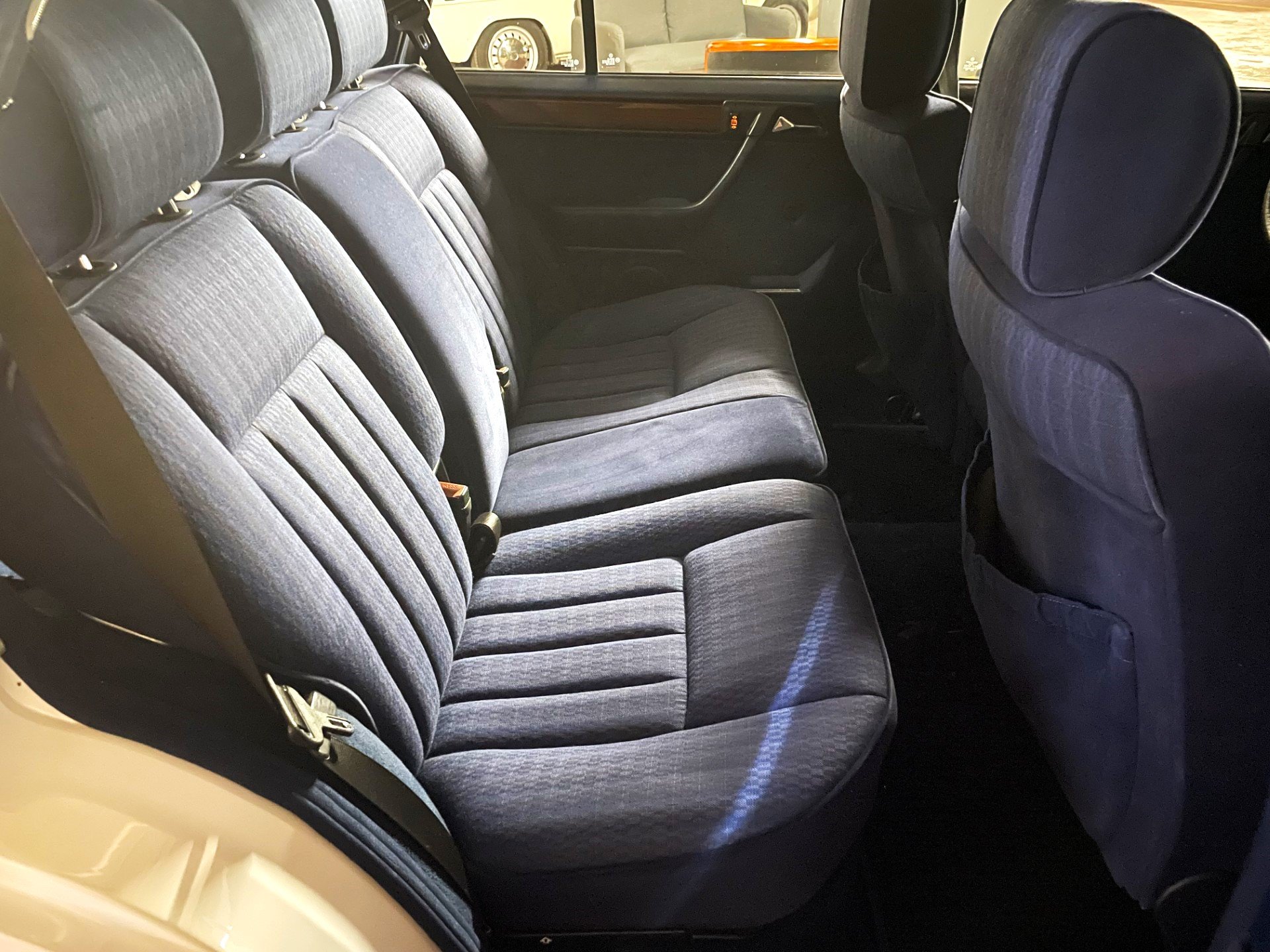 1990 Mercedes-Benz E-Class - 230 TE (W124), foto 11