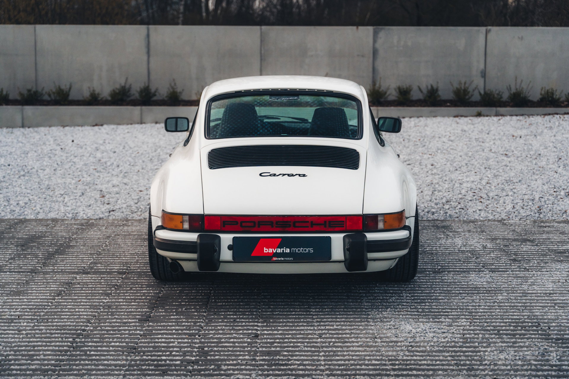 1986 Porsche 911 "G" - Carrera 3.2 / Grand Prix White / Service Documents, foto 7