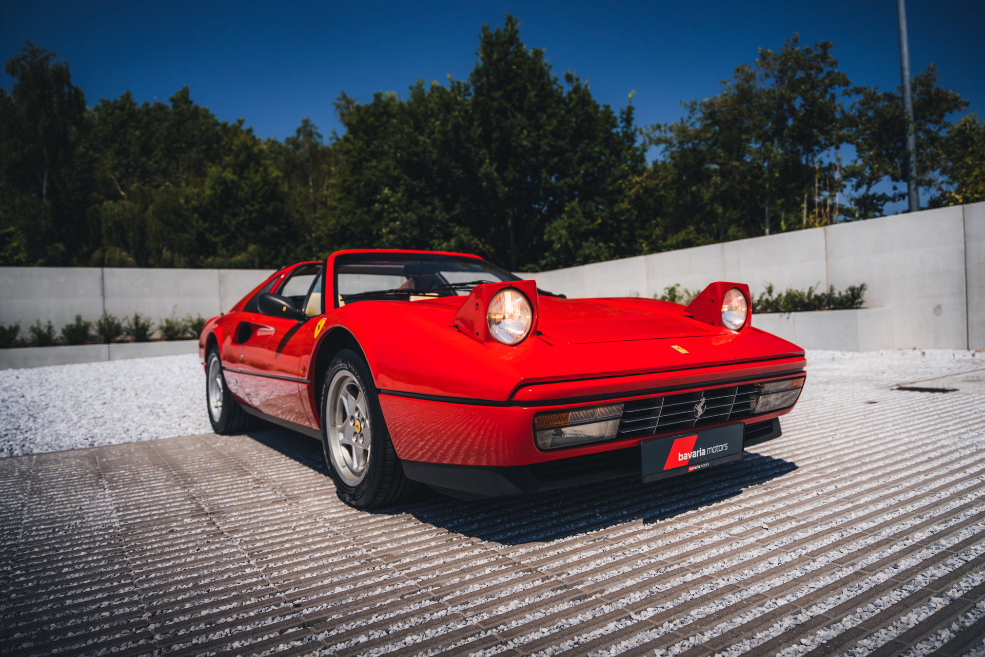 1986 Ferrari 328 - GTS / Rosso Corsa / Crema Leather, foto 10