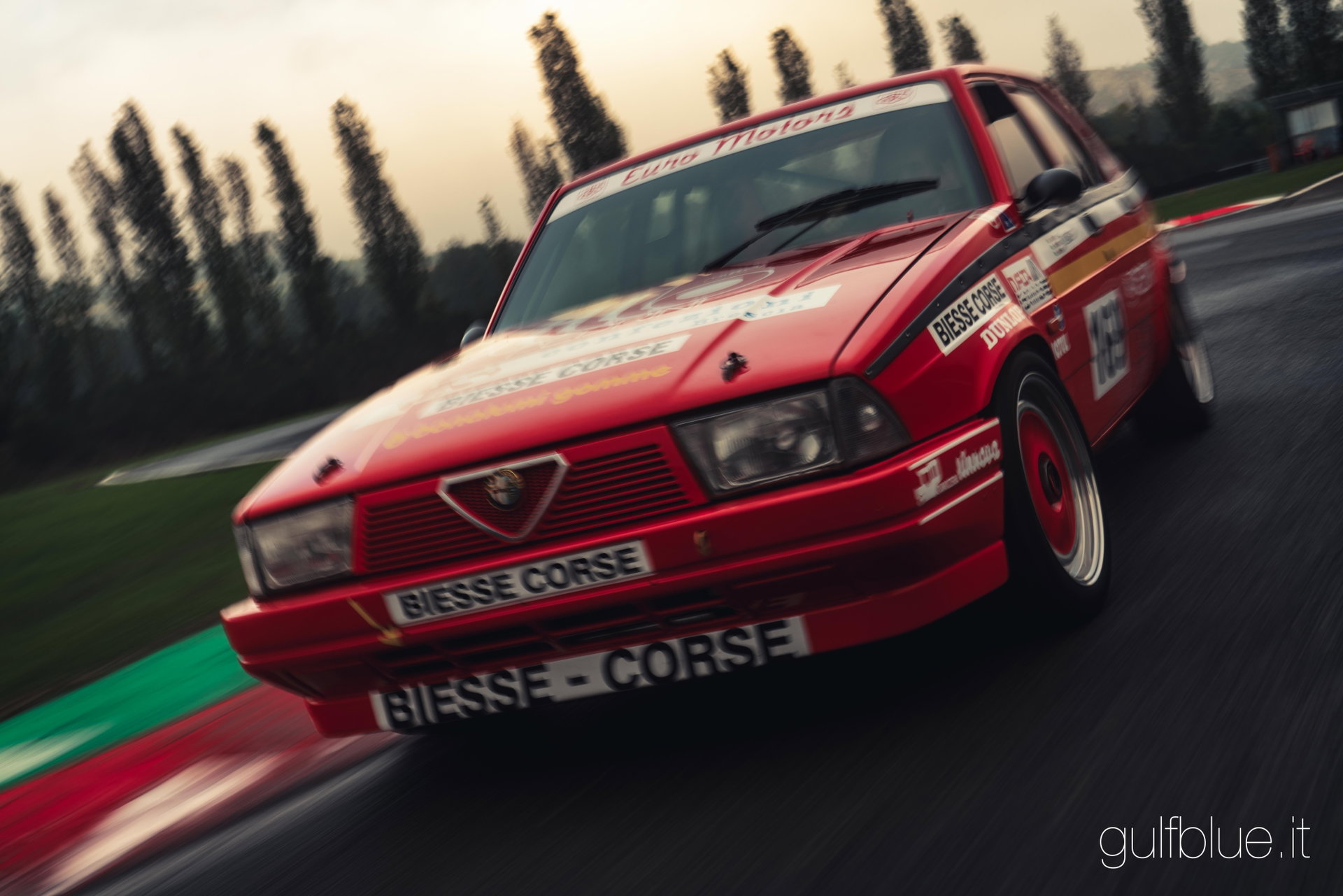 1986 Alfa Romeo 75 - V6 Quadrifoglio 2.5 Gruppo A, foto 6