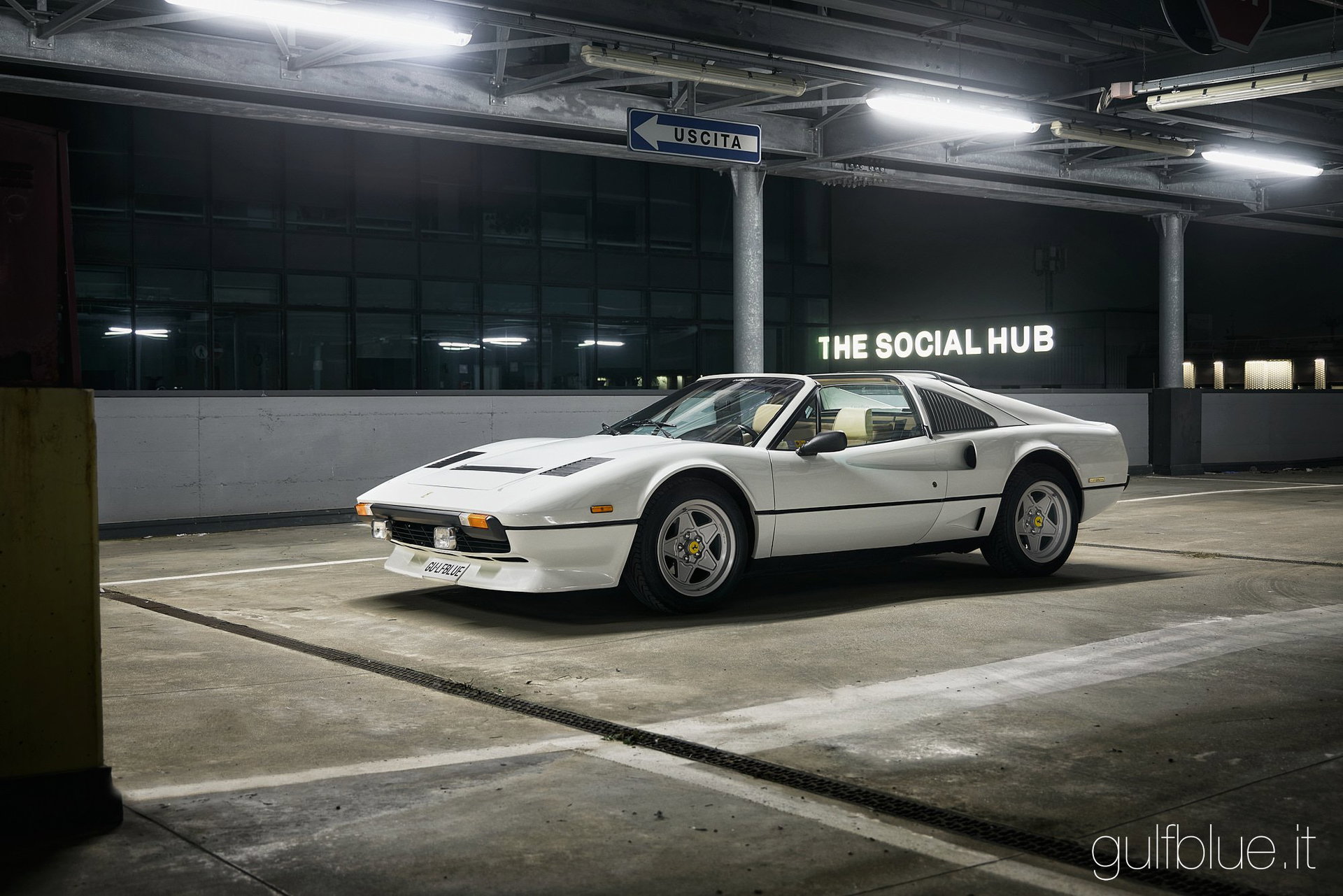 1985 Ferrari 208 - GTS Turbo, foto 2