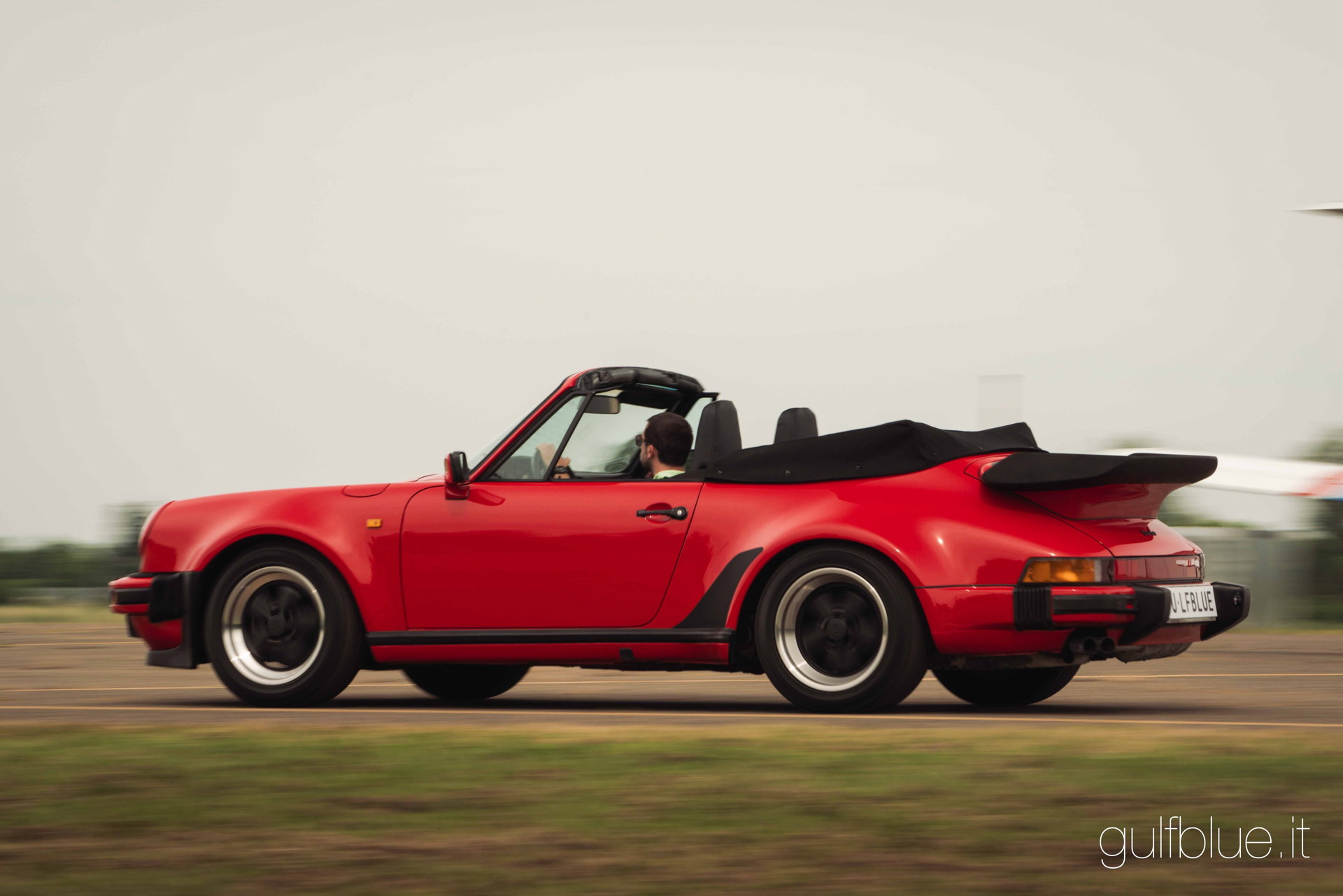 1989 Porsche 911 "Turbo" - Turbo Cabriolet 3.3, foto 3