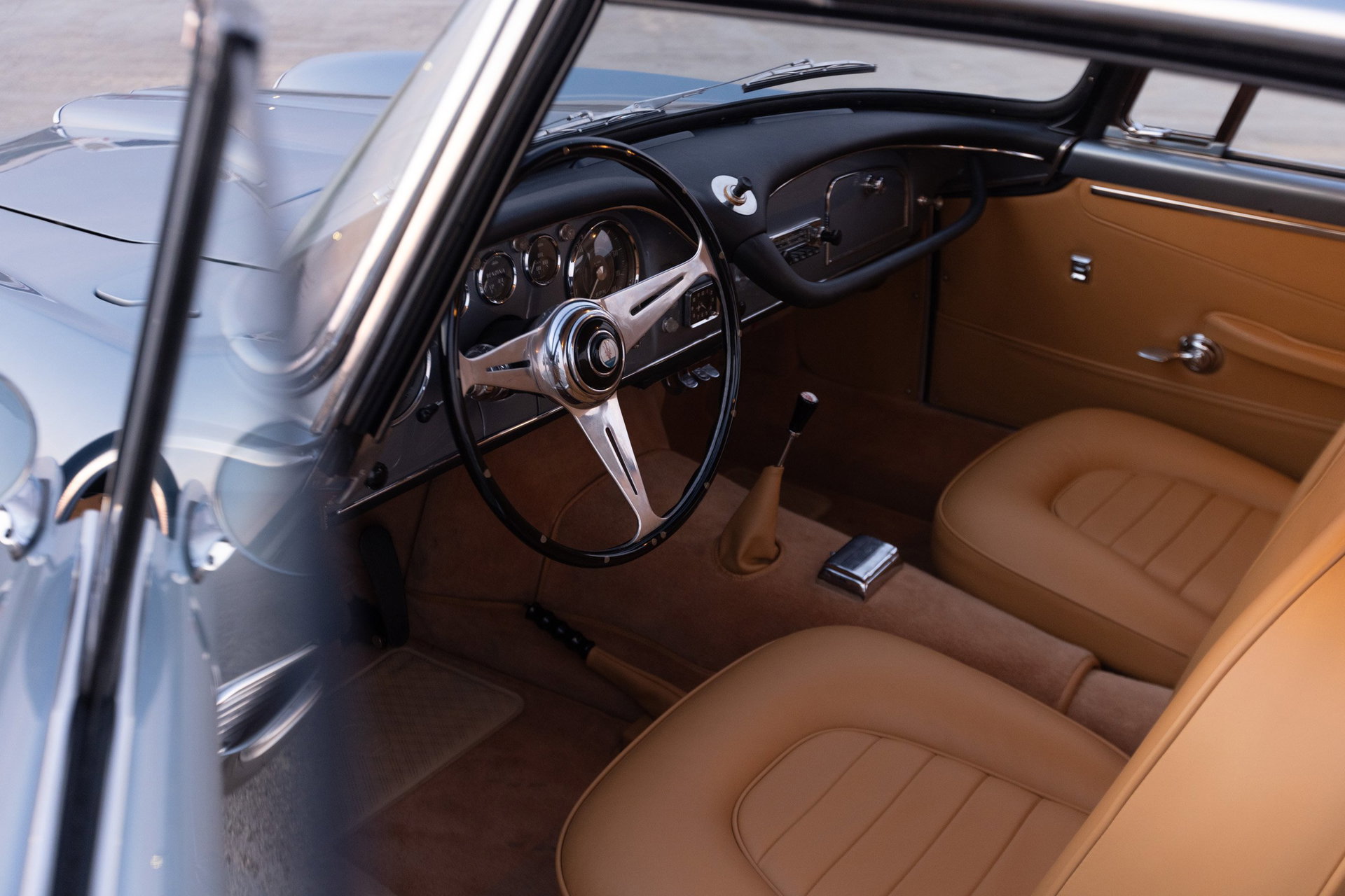 1961 Maserati 3500 - 100% nach Ihren Wünschen - perfekt restaurierte Maserati 3500 GT oder mit Patina technisch top, foto 12