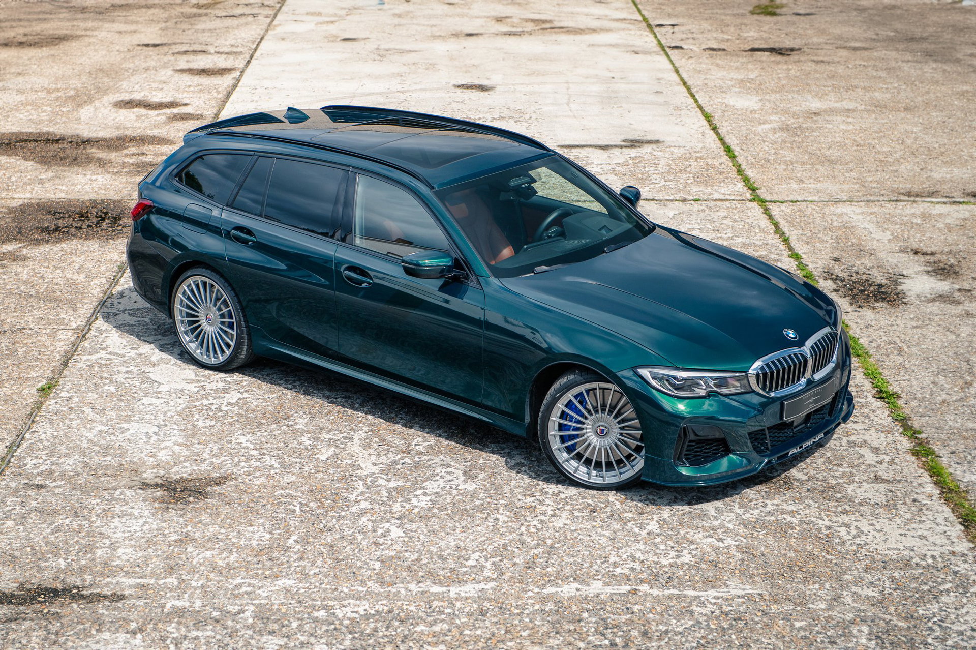 99995-1016730-car-