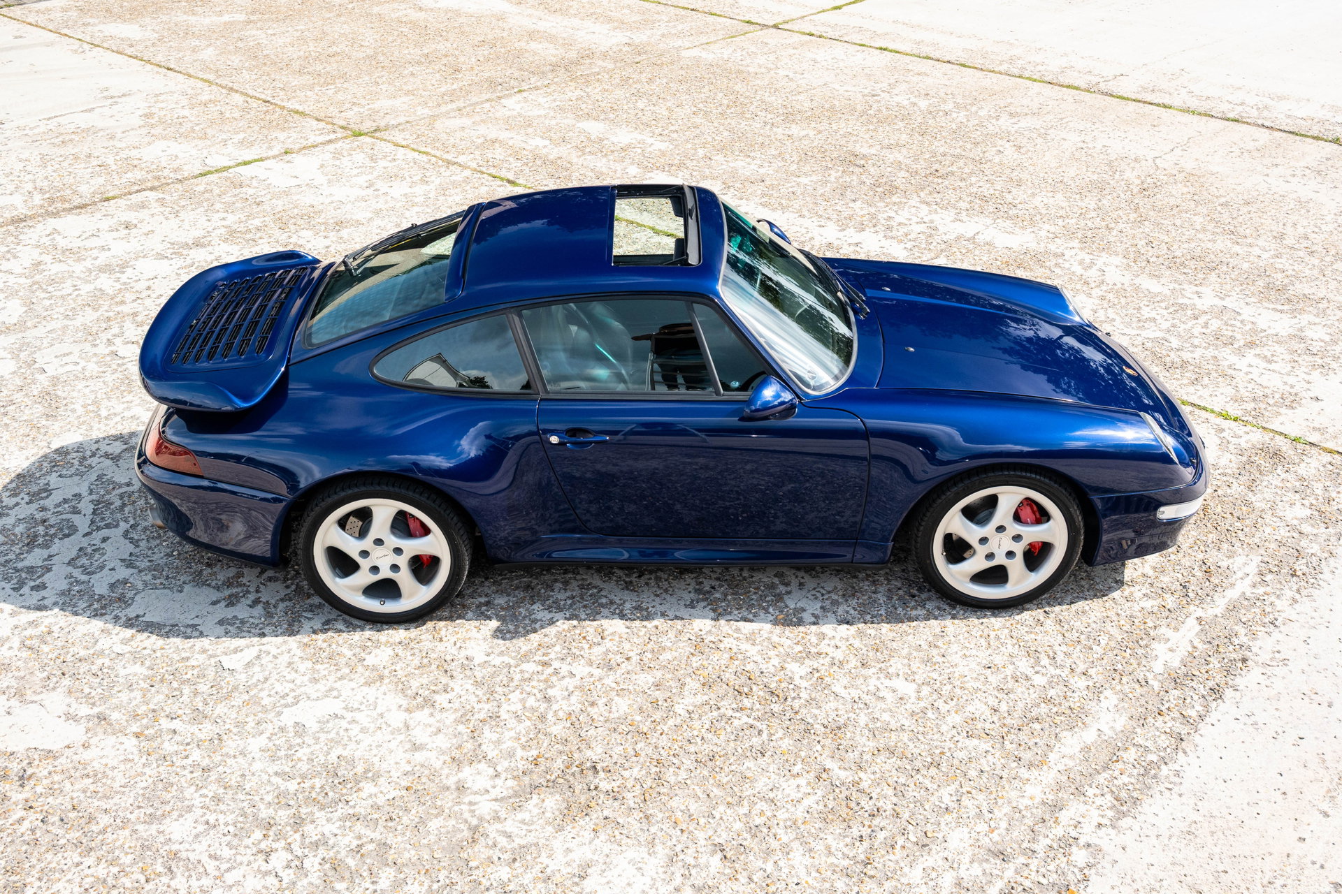 1995 Porsche 911 / 993 Turbo - 993 Turbo | L39N Iris Blue Metallic, foto 3