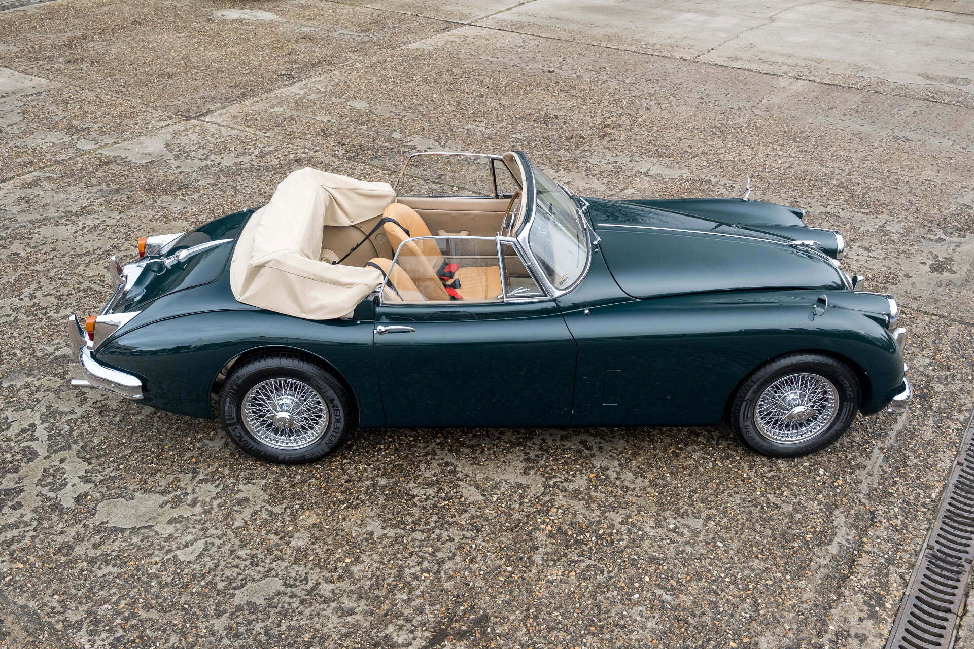 1960 Jaguar XK 150 - XK150 3.8 SE DHC | One of just 589 DHC models, foto 3