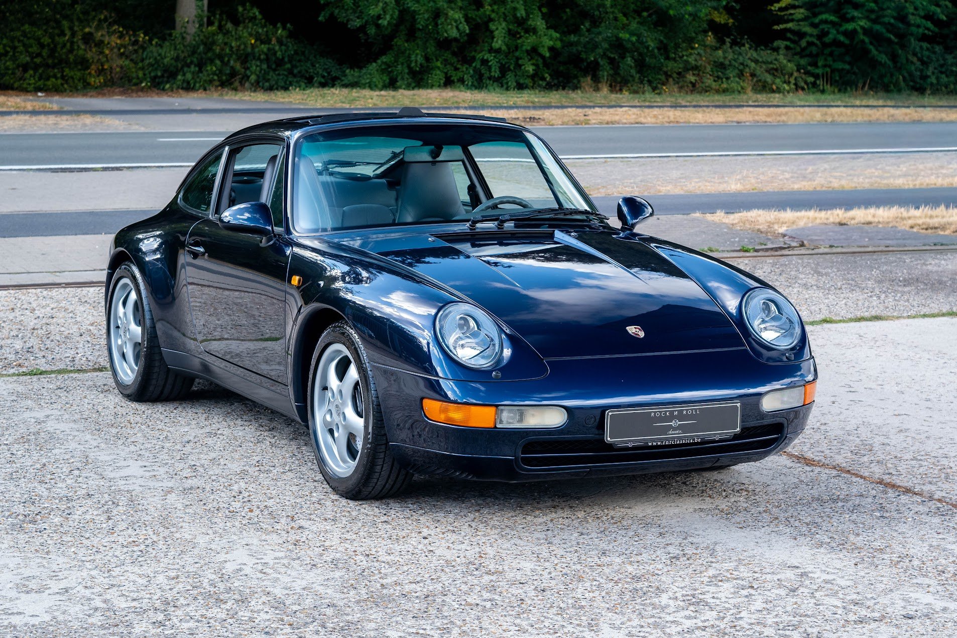 1995 Porsche 911 / 993 Carrera - Carrera 2 | Beautiful combination of Midnight Blue Pearl L39C with a full leather Classic Grey interior, foto 11
